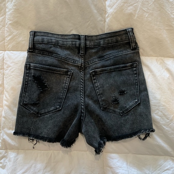 VICI Button down, high-rise, distressed - Picture 2 of 6